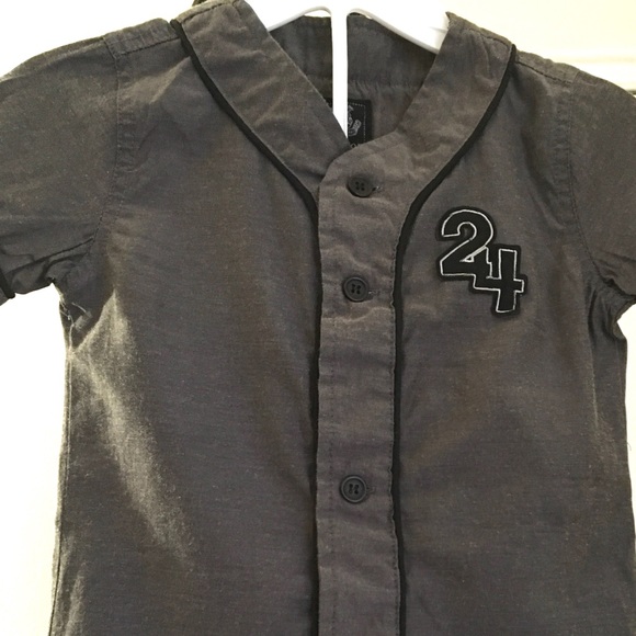 Boys Button Down Shirt Gray Jersey Style Size 4 - Picture 1 of 5